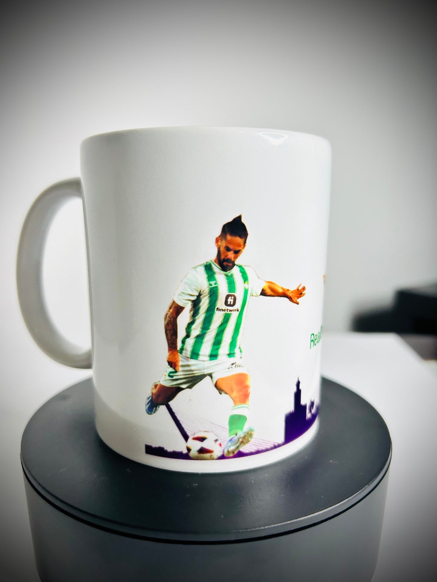 Taza Personalizada Real Betis Balompié (Isco Alarcon) 9,99€